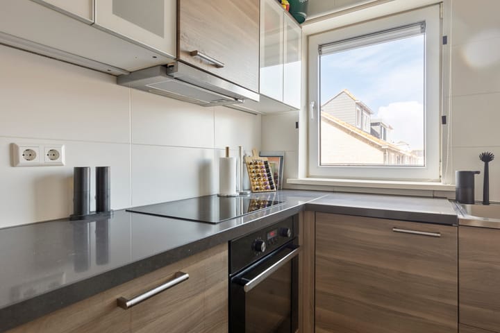 Appartement te koop: Wormerplein 100, Purmerend