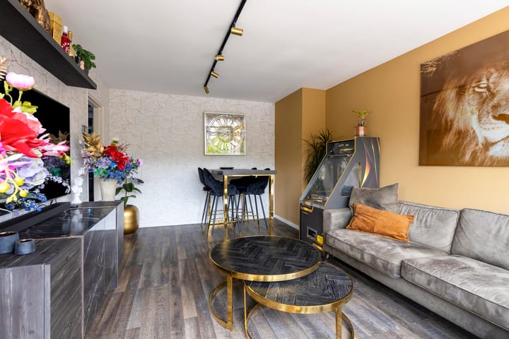 Appartement te koop: Wormerplein 100, Purmerend