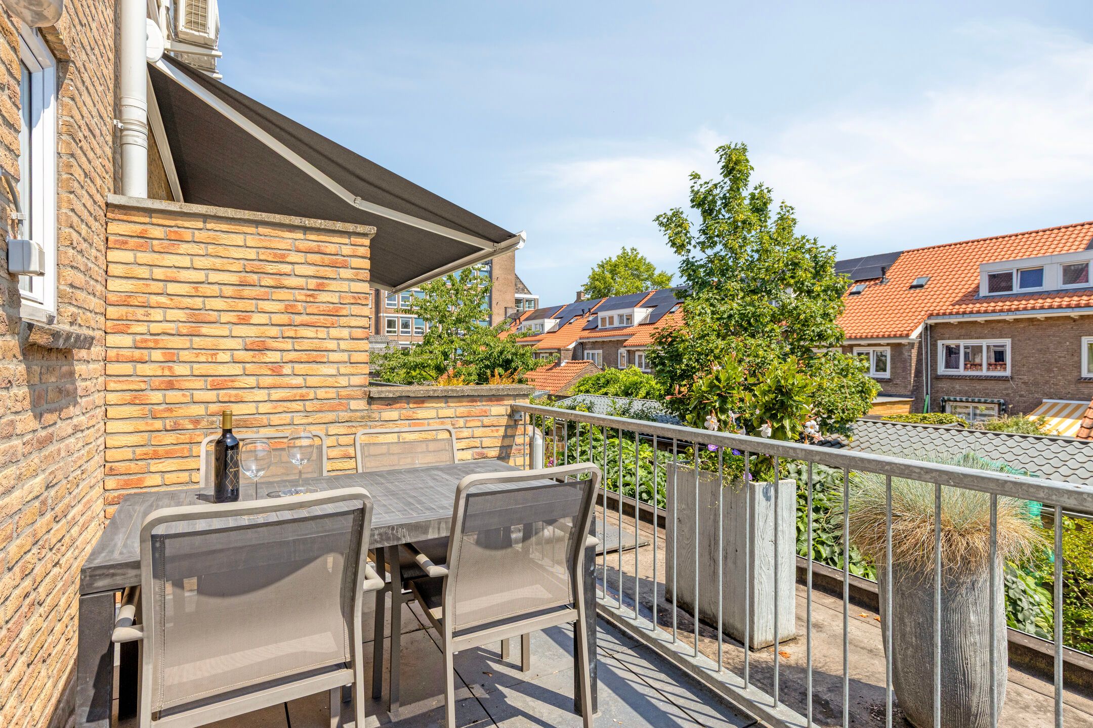 Photo 27 of Mgr. Diepenstraat 17-A