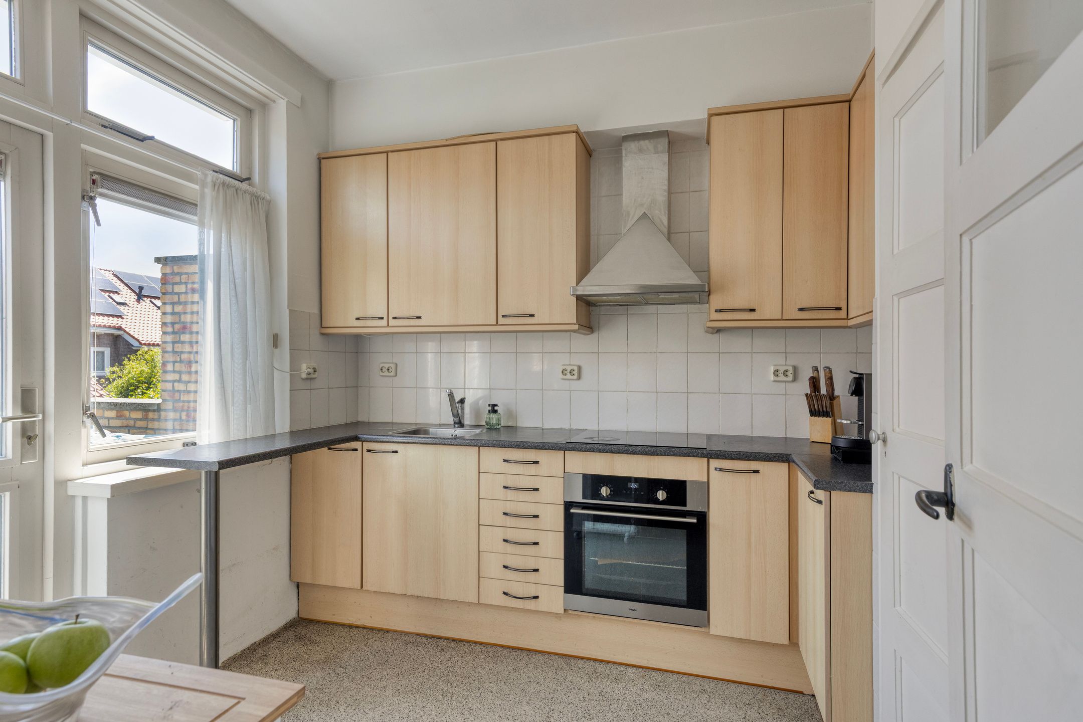 Photo 12 of Mgr. Diepenstraat 17-A