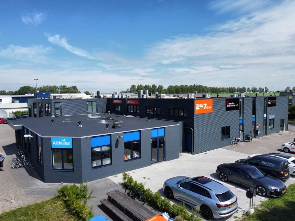 View photo 1 of Rigaweg 34