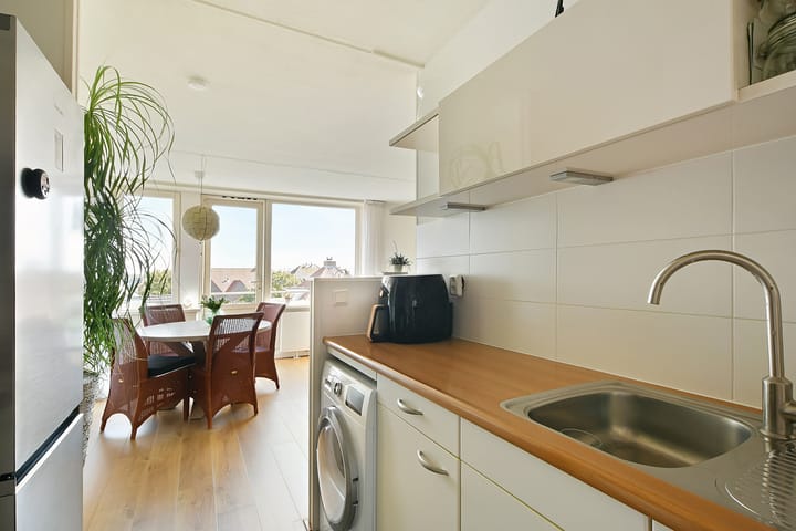 Appartement te koop: Hogeweg 62F12, Zandvoort