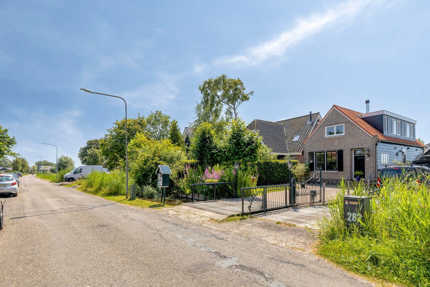 Foto 49 van van Beekstraat 284