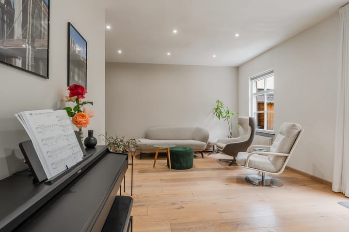 Hoekwoning te koop: Dorpsstraat 67, Landsmeer