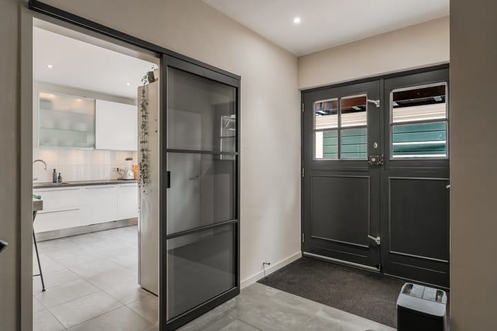 Hoekwoning te koop: Dorpsstraat 67, Landsmeer