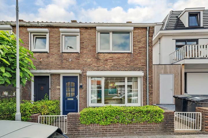 Foto 4 van Beatrixstraat 1
