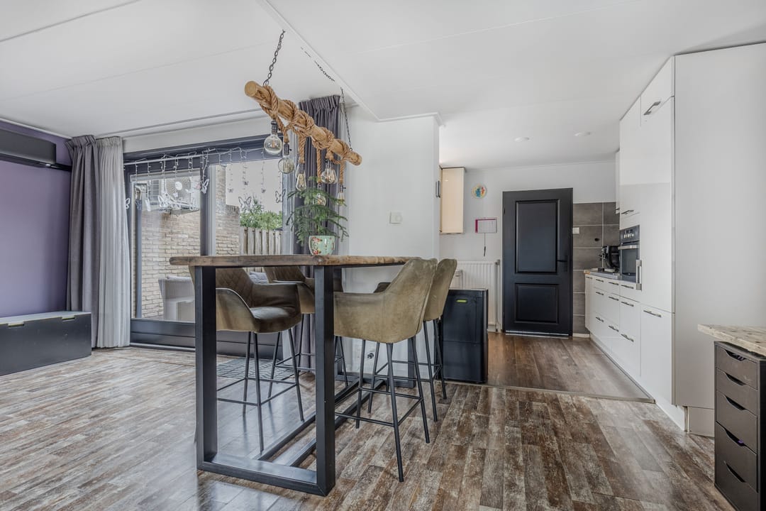 Photo 11 of Prins Frederikstraat 24