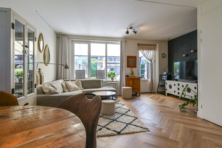 Hoekwoning te koop: Molenwerf 63, Spaarndam