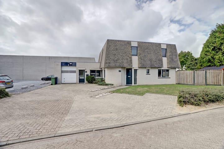 De Pinckart 25-27, Nuenen