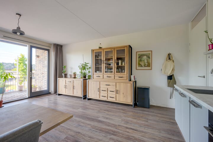 Appartement te koop: Louis Armstronglaan 558, Utrecht