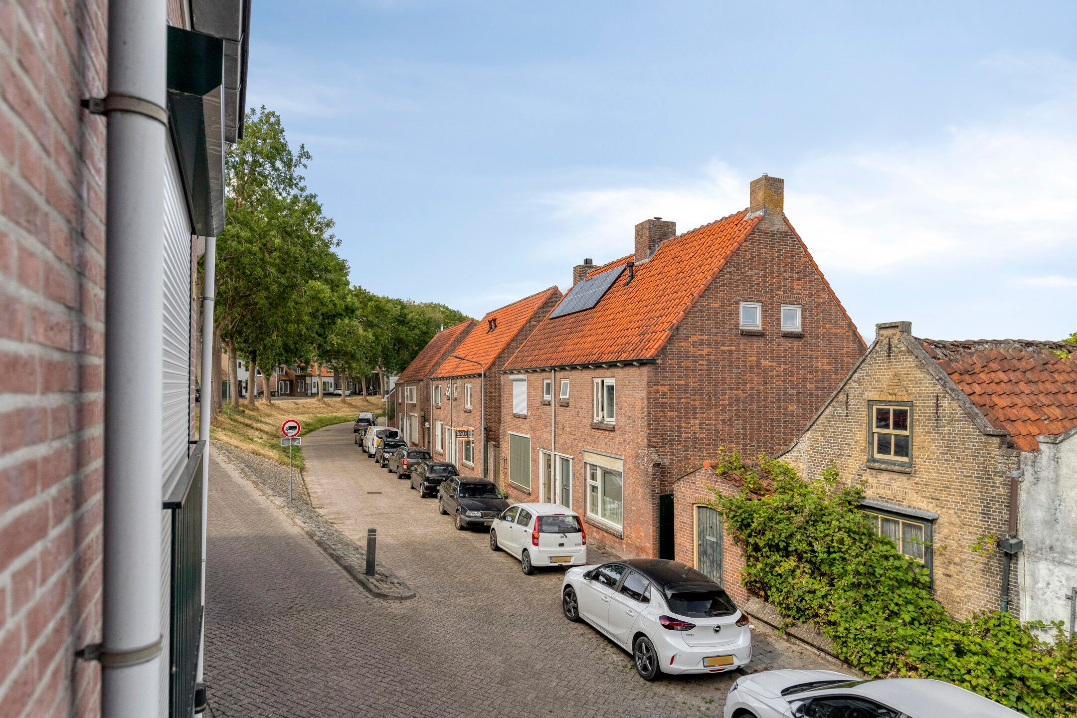 Photo 15 of Beneden Molendijk 7