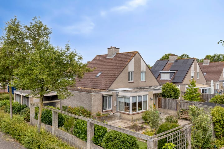 Hoekwoning te koop: Pinksterbloem 11, Hapert