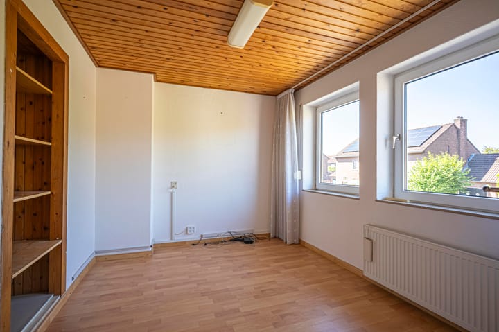 Twee-onder-één-kap te koop: Lindenlaan 116, Kerkrade