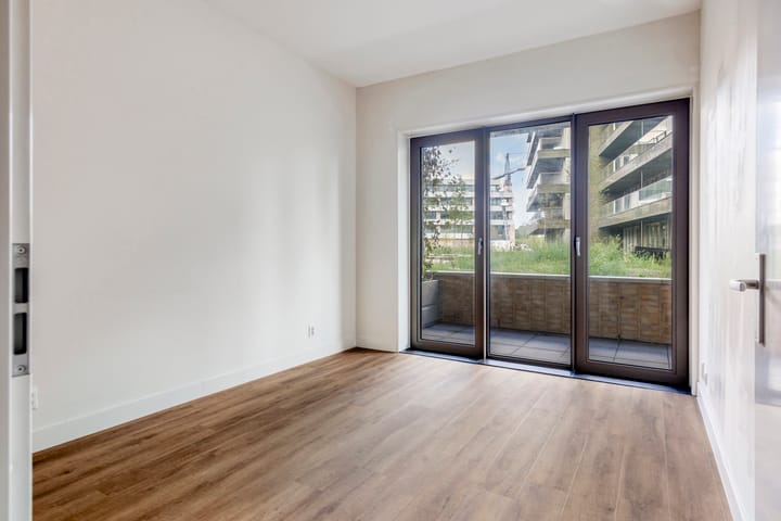 Appartement te huur: Elzenhagensingel 220, Amsterdam