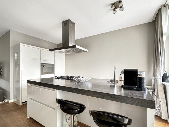 Appartement te huur: Rhijnvis Feithstraat 28B, Amsterdam