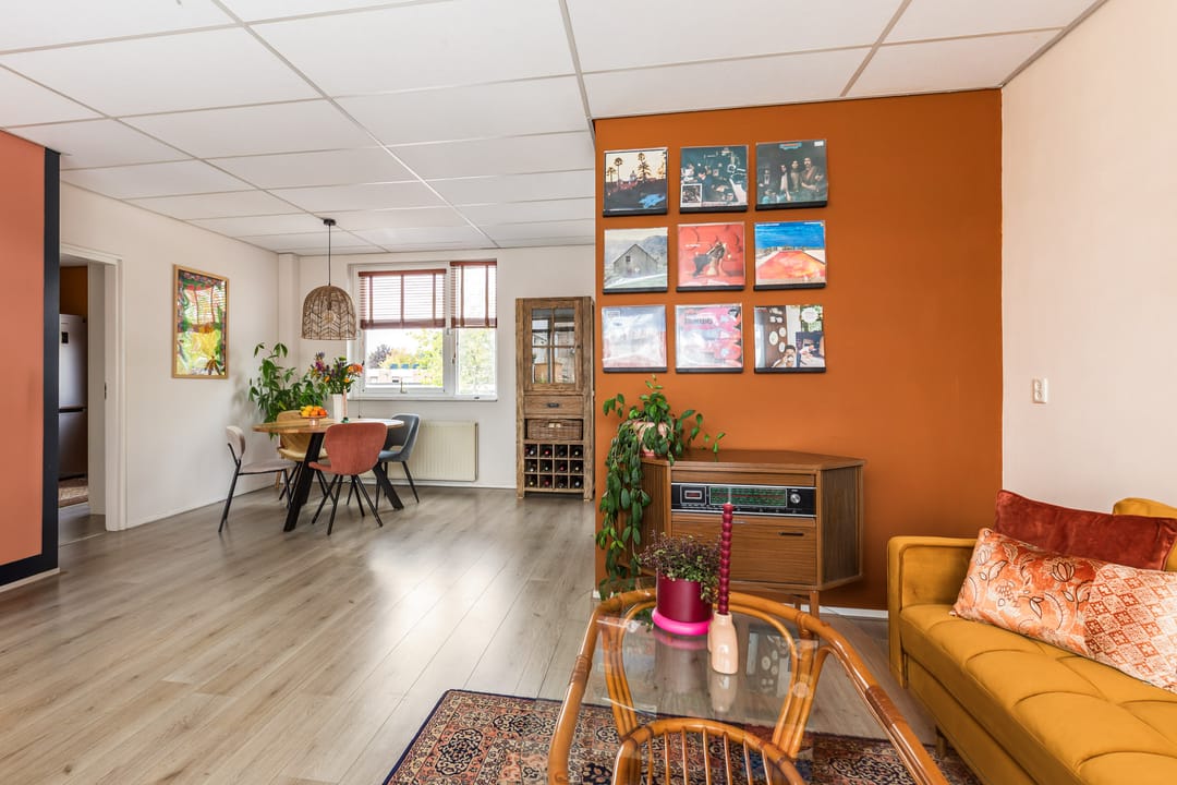 Photo 8 of Waldeckstraat 31