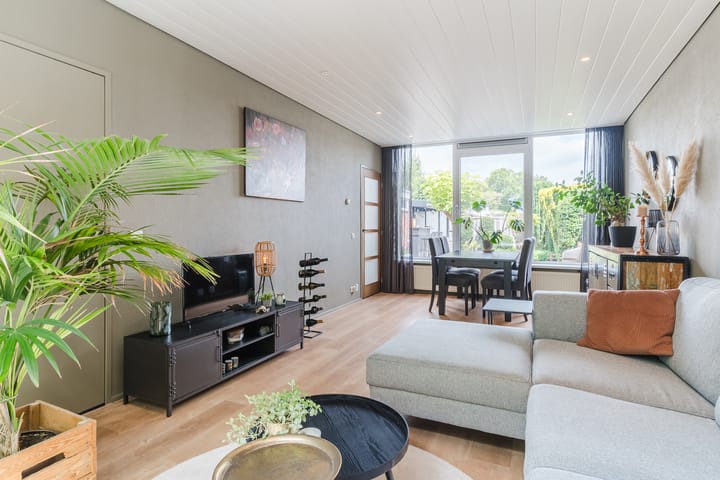 Tussenwoning te koop: Jupiterlaan 6, Dongen