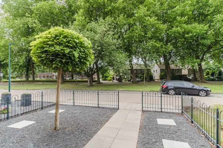 Tussenwoning te koop: Jupiterlaan 6, Dongen