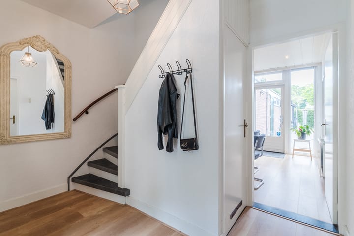 Tussenwoning te koop: Jupiterlaan 6, Dongen