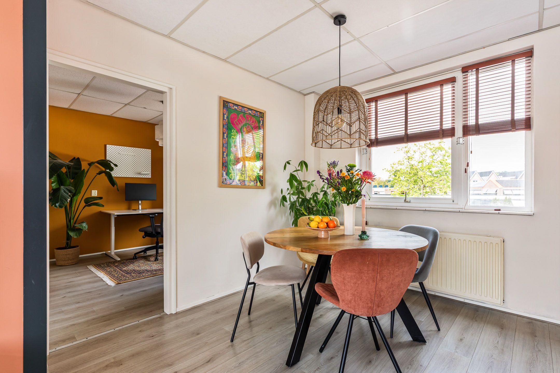 Photo 12 of Waldeckstraat 31