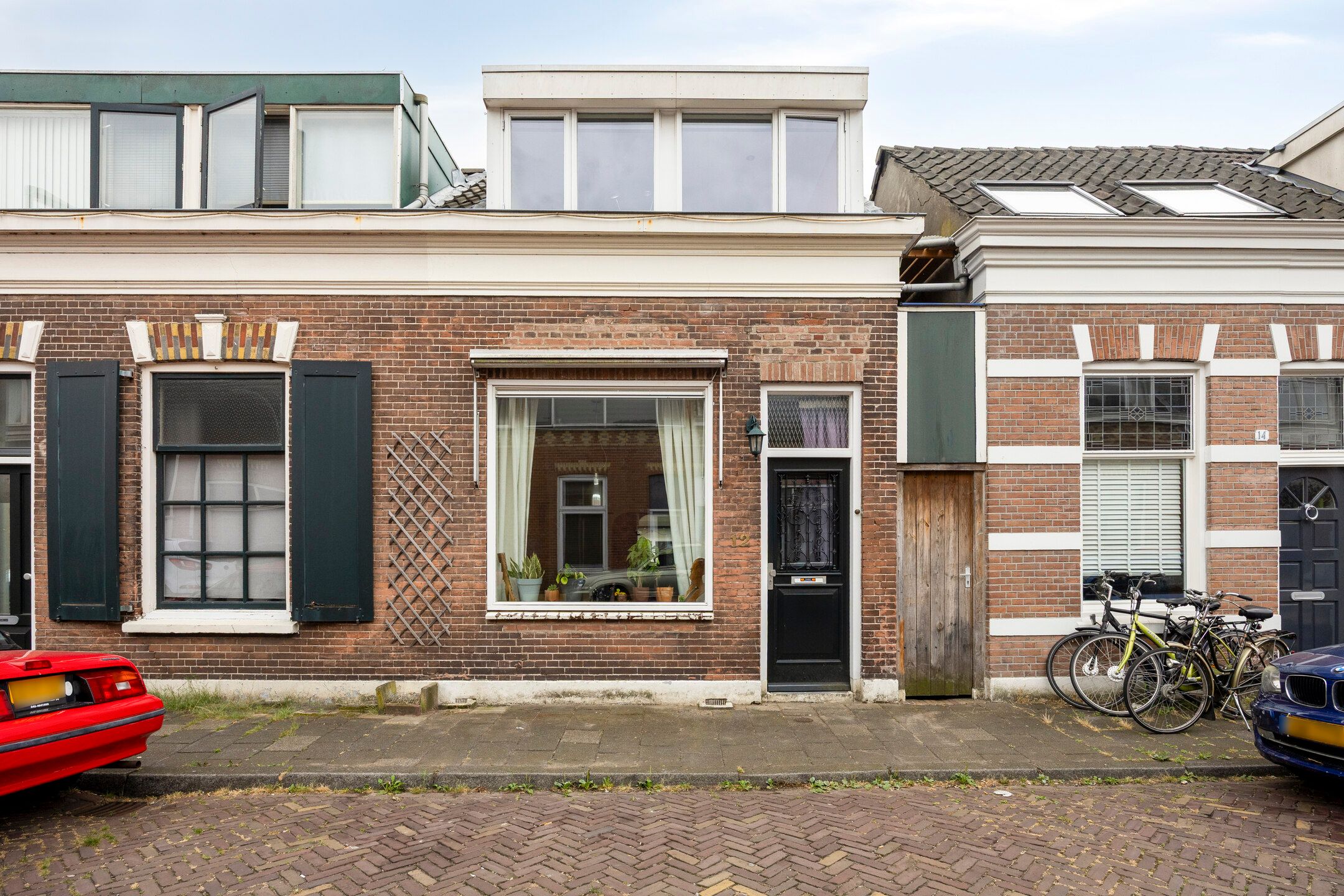 Bloemstraat 12 