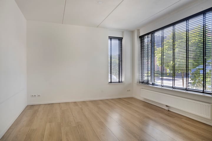 Tussenwoning te koop: Aalscheer 7, Borne
