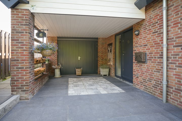 Vrijstaande woning te koop: Rondeel 6, Zaltbommel
