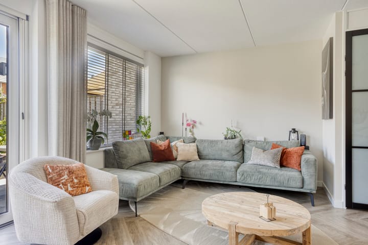 Hoekwoning te koop: Knotwilg 9, Kampen