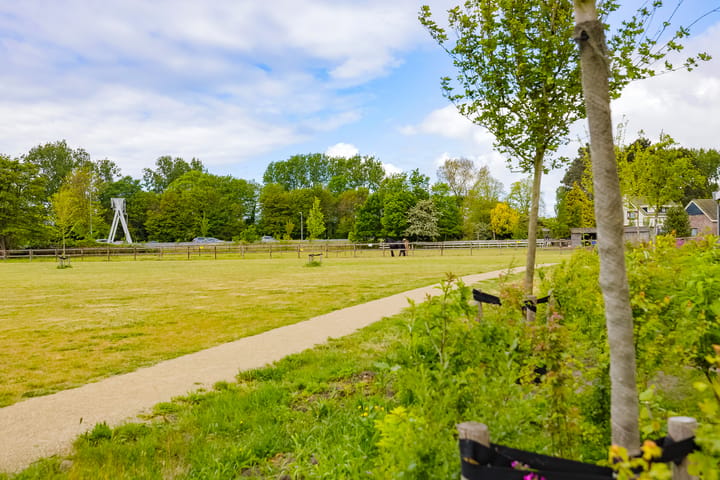 Hoekwoning te koop: Laanweer 27, Velserbroek