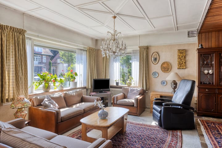 Vrijstaande woning te koop: Arnhemseweg 180, Apeldoorn