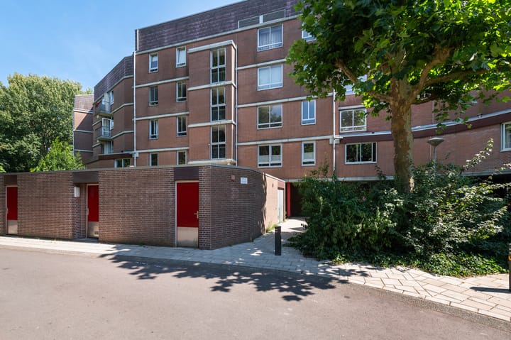 Appartement te koop: Leerdamhof 240, Amsterdam