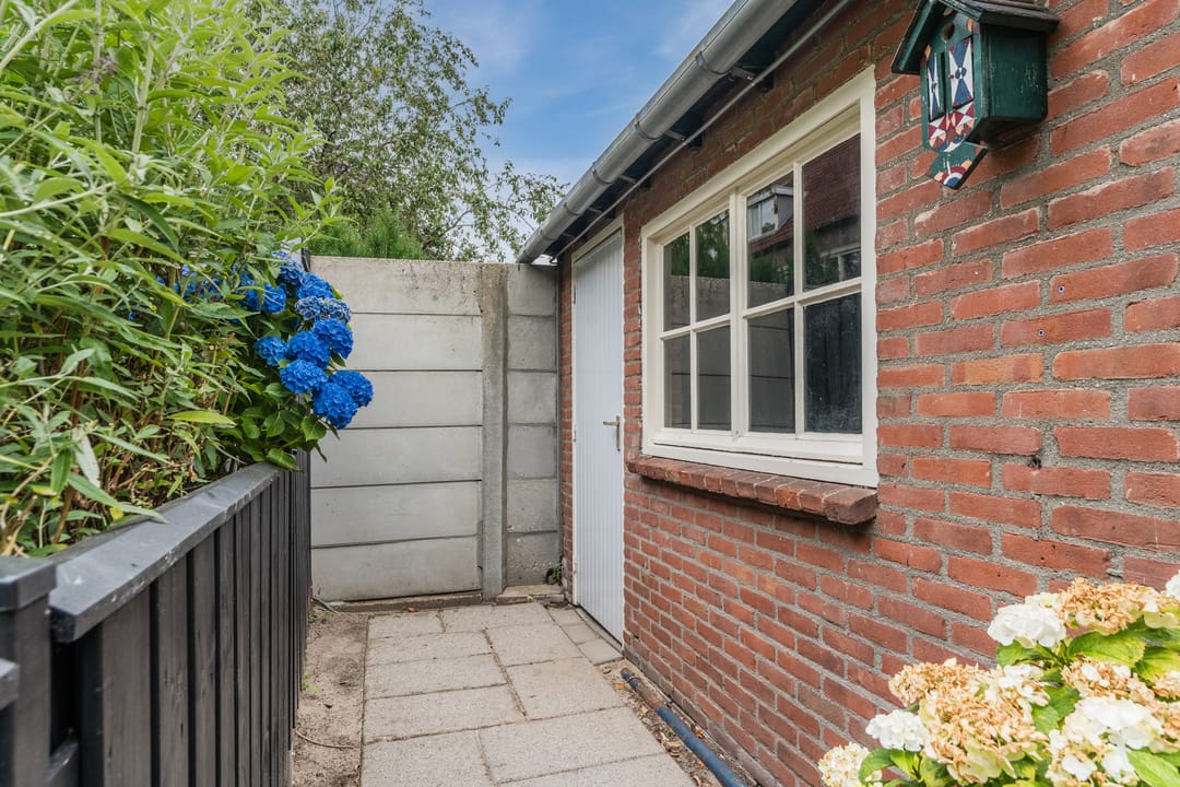 Photo 32 of St Leonardusstraat 69