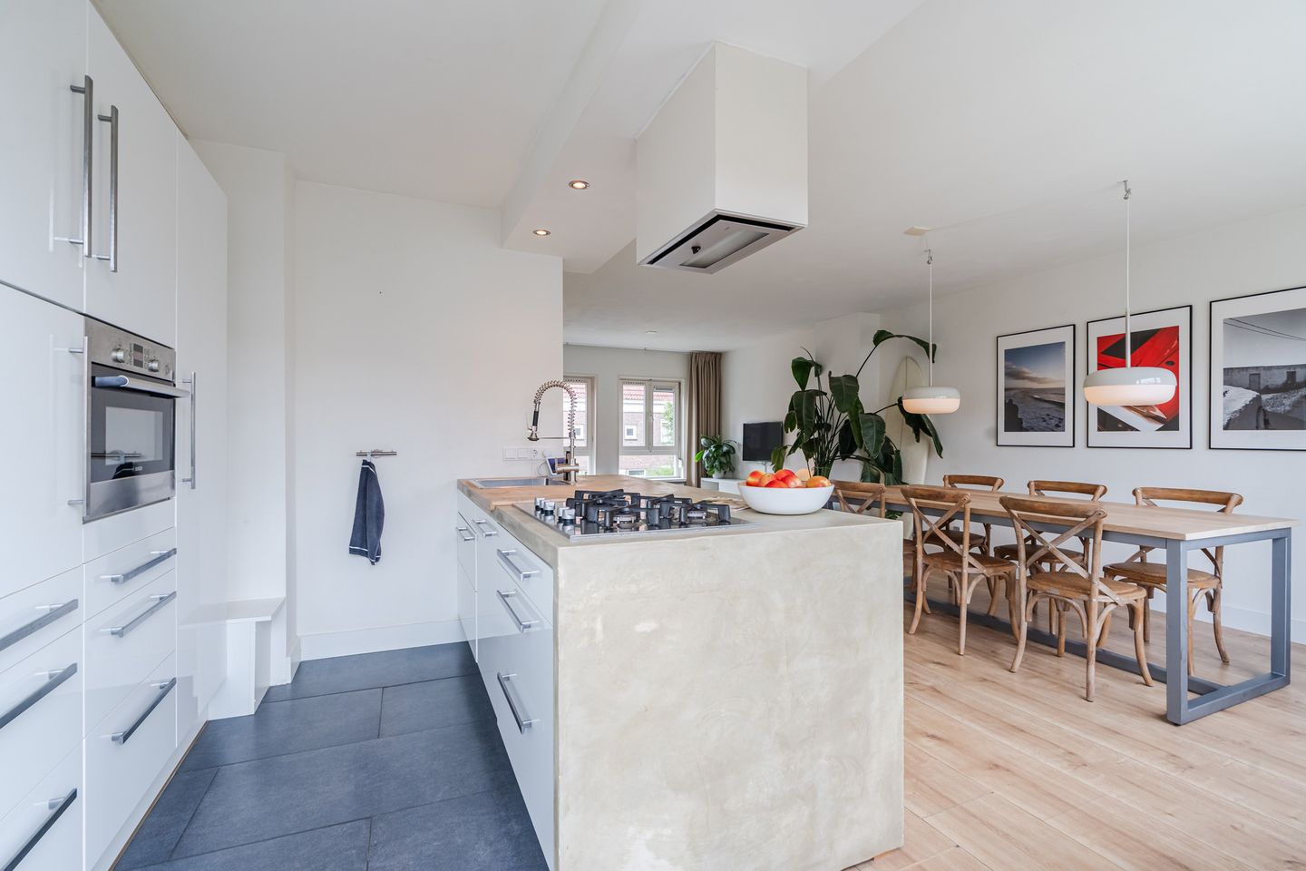 Photo 14 of St Leonardusstraat 69