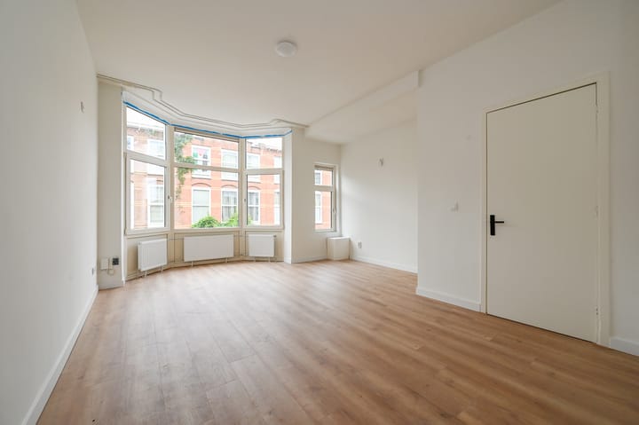 Appartement te koop: Ampèrestraat 49, 'S-Gravenhage