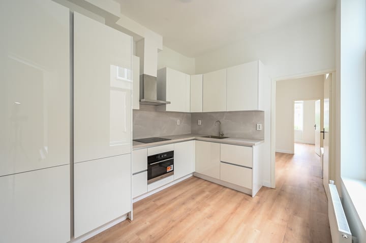 Appartement te koop: Ampèrestraat 49, 'S-Gravenhage