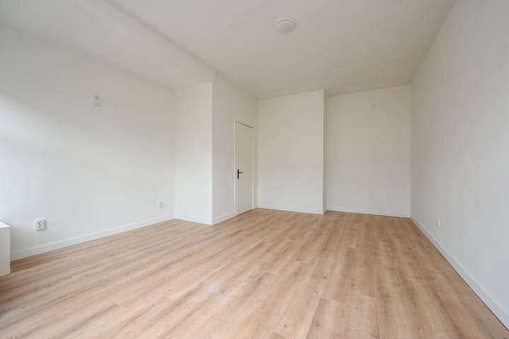 Appartement te koop: Ampèrestraat 49, 'S-Gravenhage