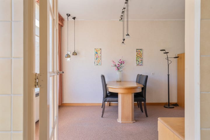 Tussenwoning te koop: Willem van Coulsterstraat 7, Heemskerk