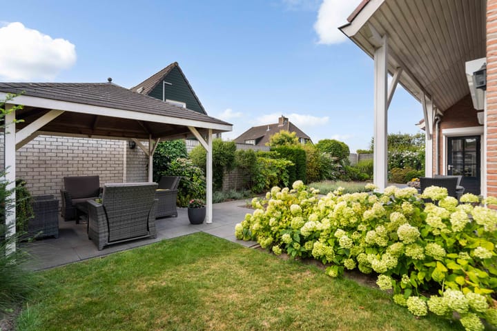 Vrijstaande woning te koop: Ranonkelhof 2, Weert