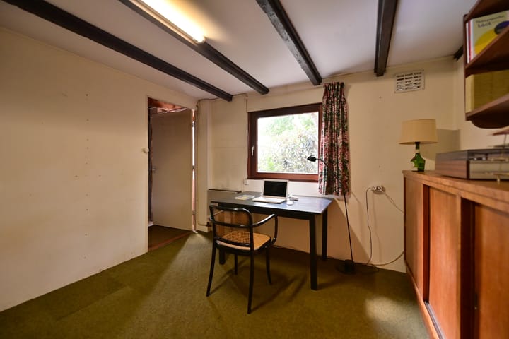 Hoekwoning te koop: Roeltjesweg 12, Hilversum