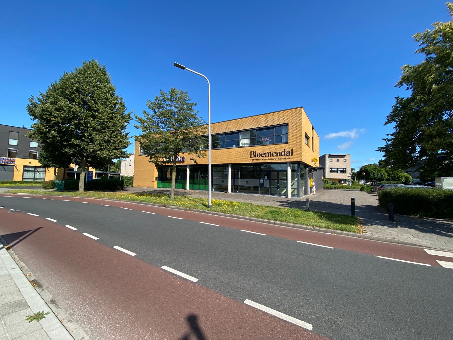 Bekijk foto 2 van Koningsweg 6