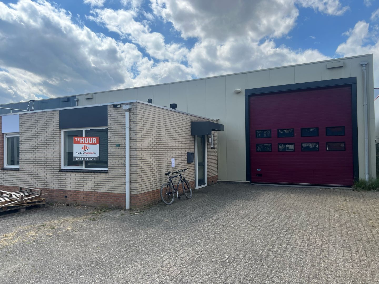 Bekijk foto 2 van Burgemeester Langmanweg 3-A