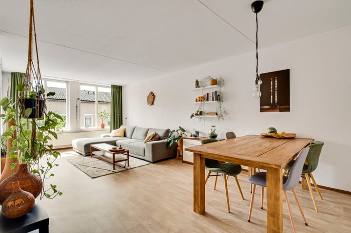 Appartement te koop: Erasmusdomein 12B, Maastricht