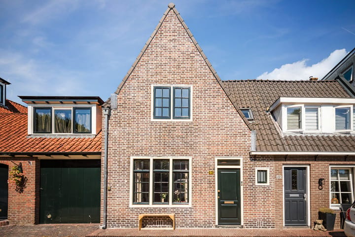 Bussummerstraat 64