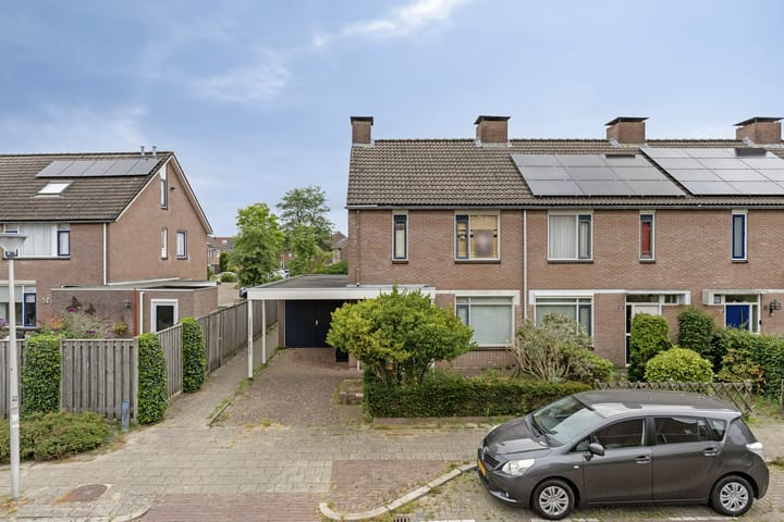 Photo 3 of Venkel 12