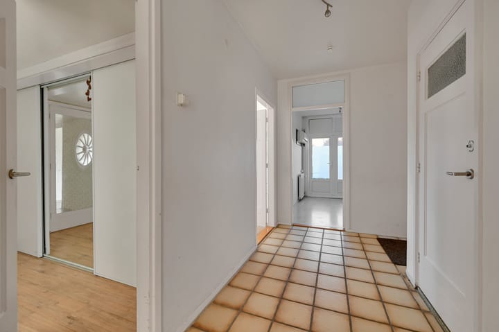Appartement te koop: Albert Verweystraat 62, Voorburg