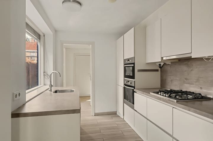 Tussenwoning te koop: Jan Heijnsstraat 39, Tilburg