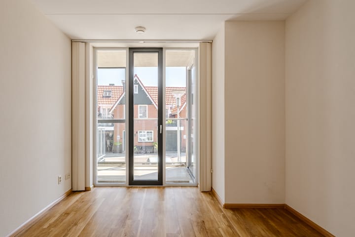 Appartement te koop: Leeghwater 10, Hillegom