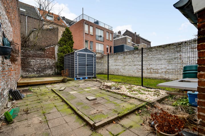 Tussenwoning te koop: Mariagardestraat 86, Roermond