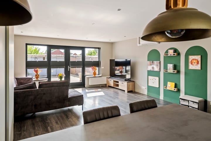Tussenwoning te koop: Molenstraat 15, Varik