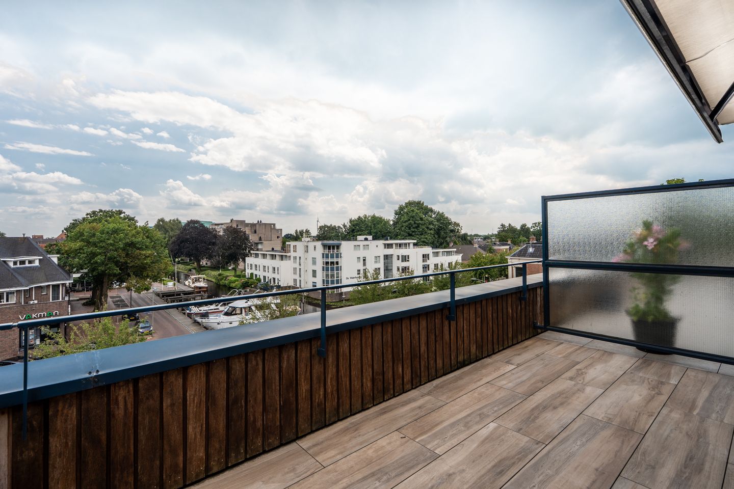 Photo 14 of Beneden Oosterdiep 11-30